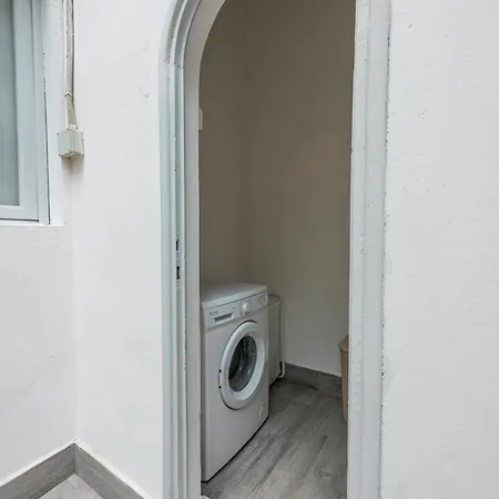 Lungarno - Free Parking Apartment